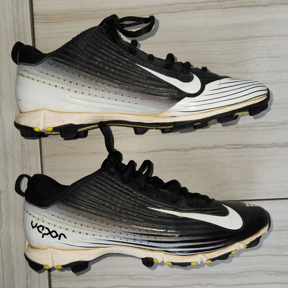 Nike Vapor Men's Baseball Cleats Black & White Fast Flex Size 5.5Y